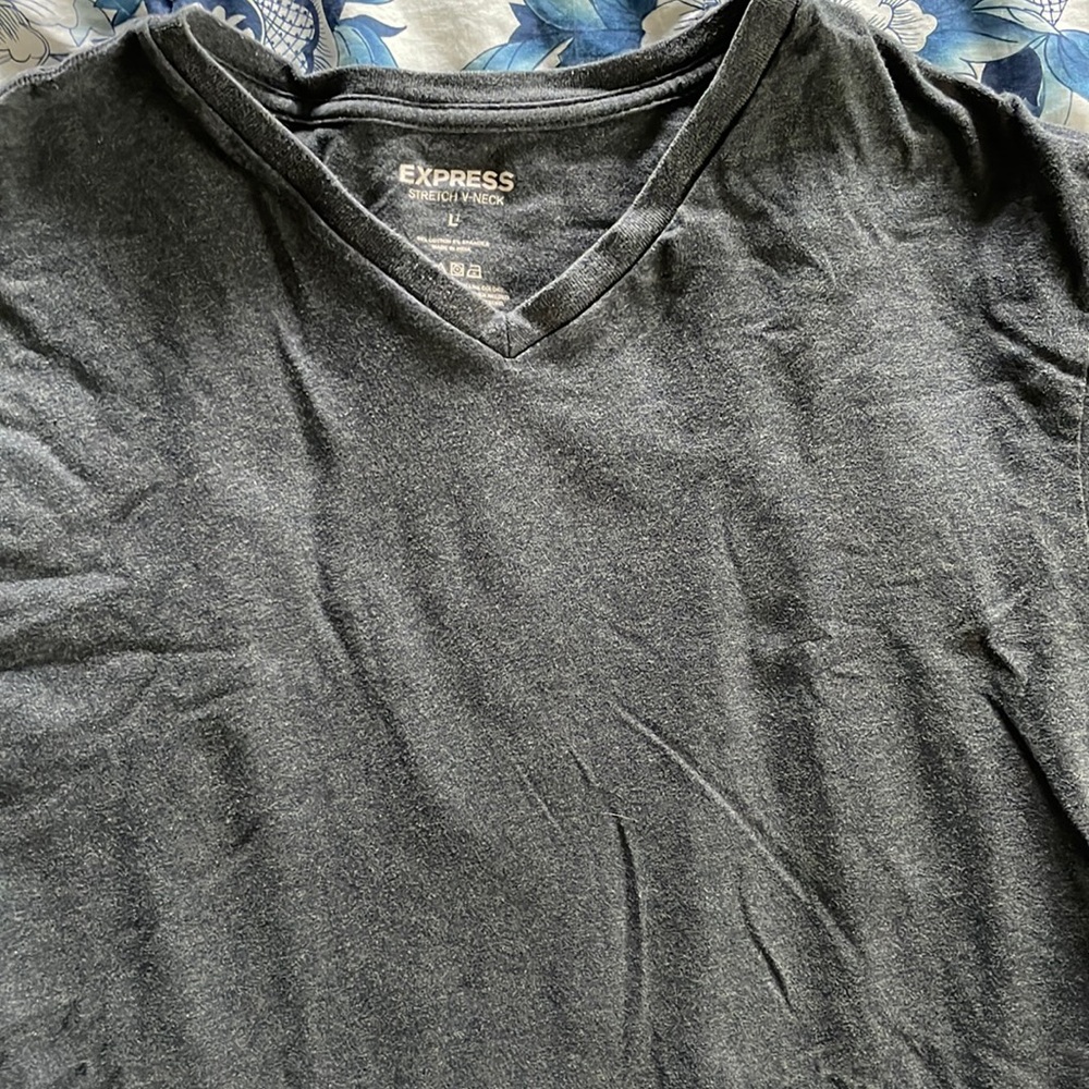 Express mens charcoal gray vneck tshirt